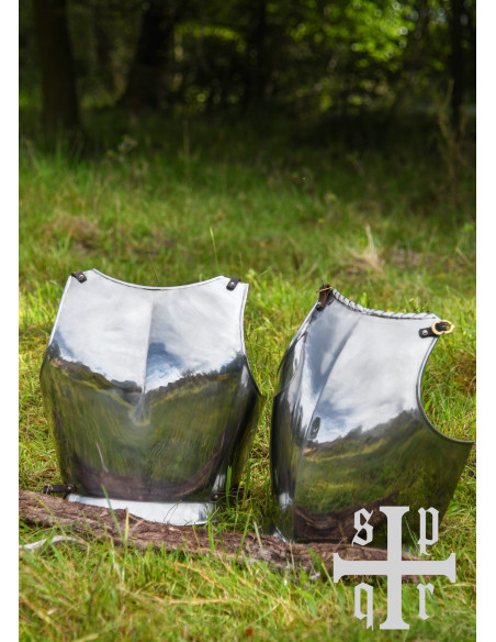 Cuirasse en acier du 16ème siècle 1,6...