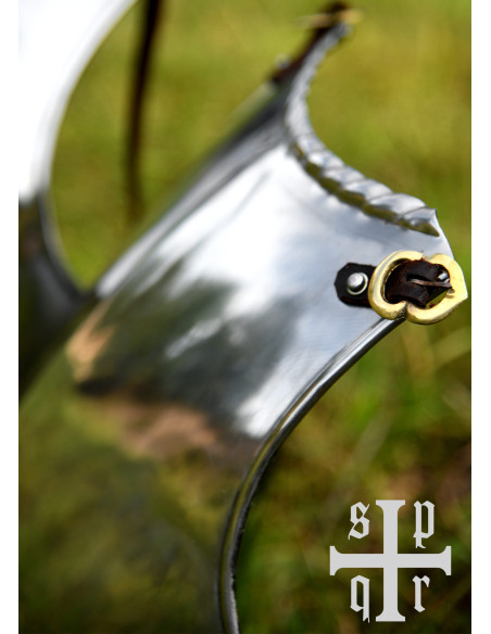 Cuirasse en acier du 16ème siècle 1,6...