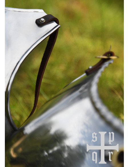 Cuirasse en acier du 16ème siècle 1,6...