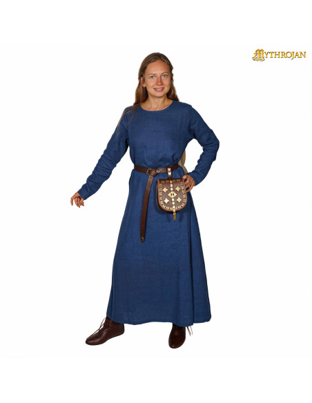 Robe Viking en lin pour femme modèle...