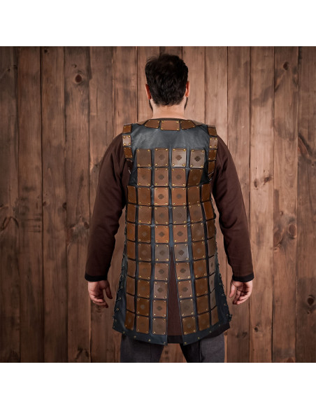 Armure en cuir à l'échelle, modèle...