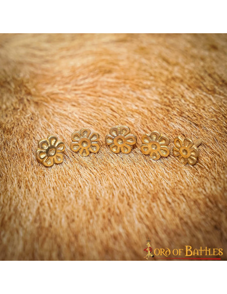 Pack de 5 badges design fleur en laiton