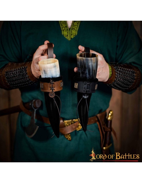 Tahalí pour cors en cuir doublé, noir...