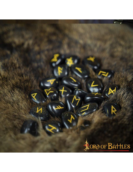 Ensemble de pierres runiques viking...