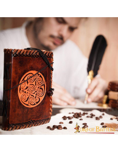 Journal médiéval avec noeud celtique...