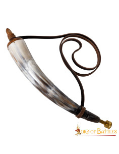 Poudre à canon en véritable corne de boeuf (30 35 cm.)