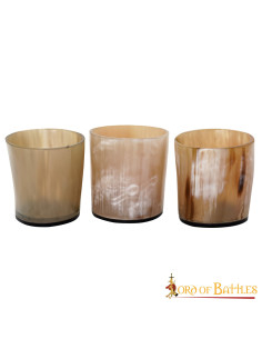 Lot de 3 verres à shooter Viking en corne naturelle