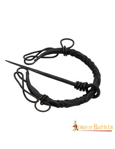 Fibule celtique en fer forgé à noeuds 2