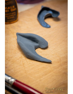 Oreilles d'elfe noir pointues, petites 2