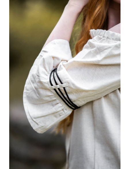 Chemisier crème médiéval avec broderie