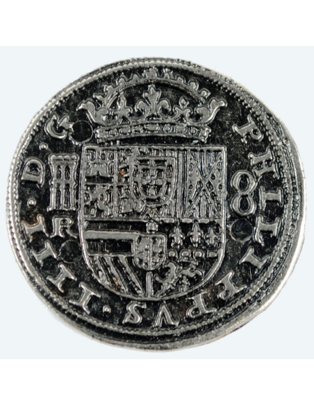 Pièce de 8 reales en argent, 3,5 cm.