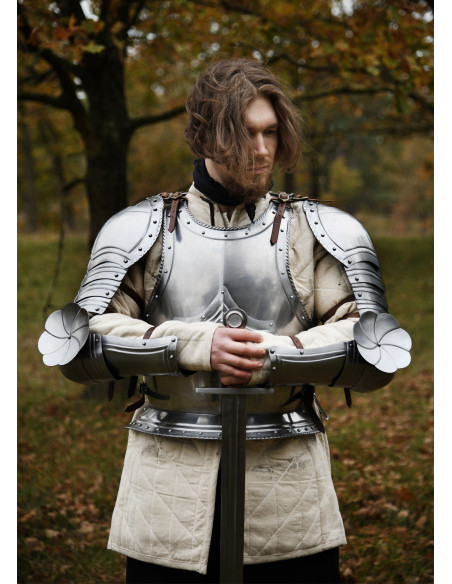 Paire de brassards gothiques...