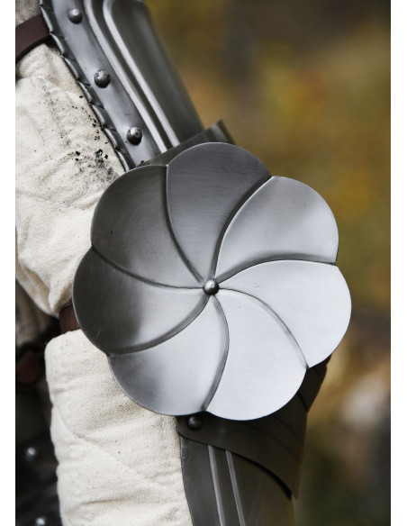 Paire de brassards gothiques...