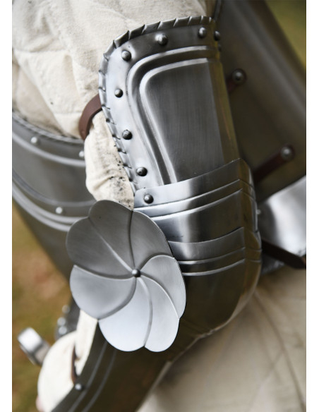 Paire de brassards gothiques...