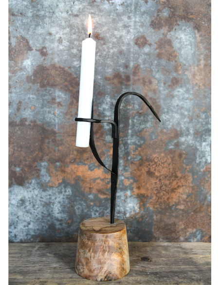 Candélabre de table médiéval avec...