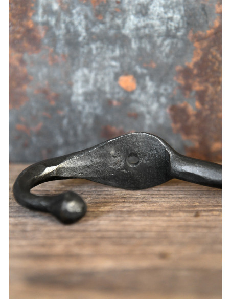 Patère médiévale en fer forgé (16 cm.)