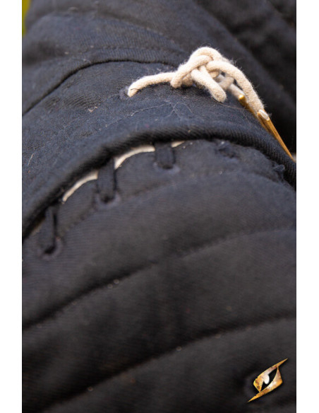 Gambison chevaleresque médiéval en noir