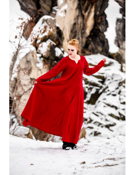 Robe en lin viking modèle Anna, rouge