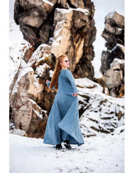 Robe en lin viking modèle Anna, bleu