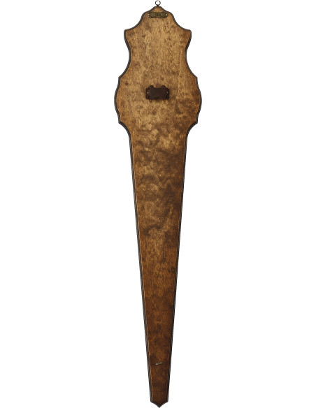 Planche pour accrocher des épées au...