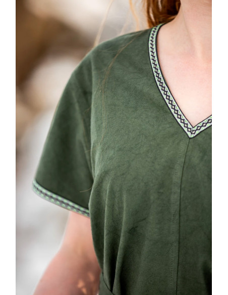Tunique médiévale pour femme modèle...