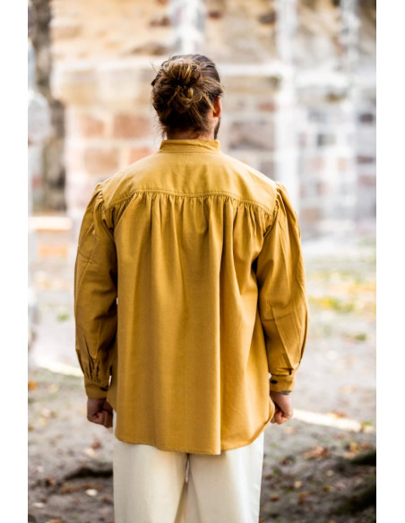 Chemise médiévale à col haut et...