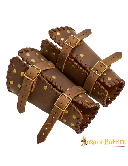 Brassards médiévaux en cuir marron...