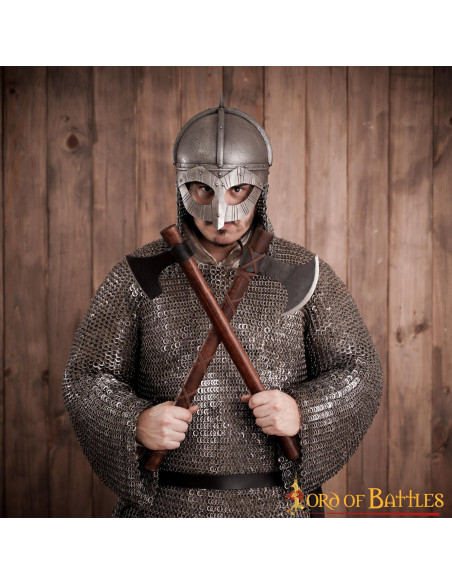 Casque Viking en acier avec doublure... Casque Viking en acier avec doublure...