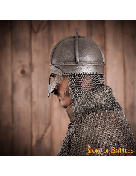 Casque Viking en acier avec doublure... Casque Viking en acier avec doublure...