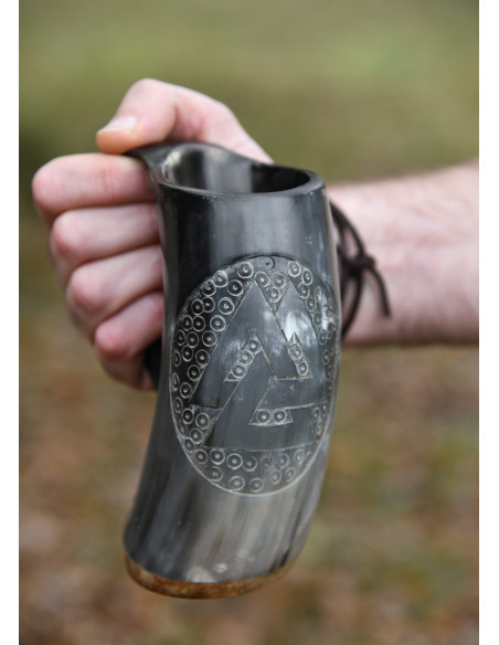 Pichet en corne Viking Valknut numéro...