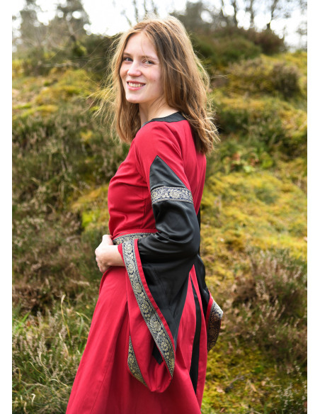 Robe médiévale du noble modèle...