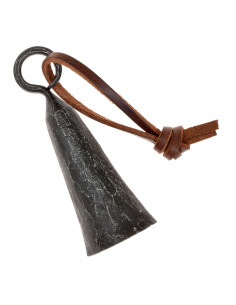 Cloche médiévale forgée en fer, Xe siècle (13x4,5 cm.)