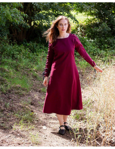 Tunique d'intérieur médiévale modèle...