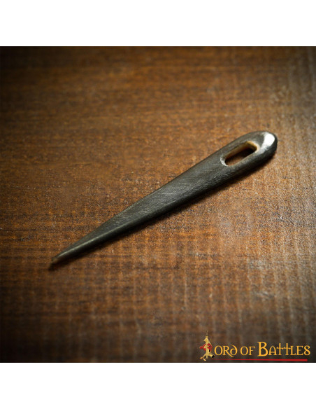 Lot de 5 aiguilles en corne de Viking...