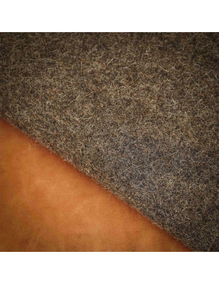 Couverture médiévale traditionnelle...