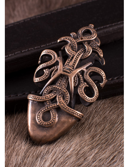 Décoration de pointe de gaine d'épée...