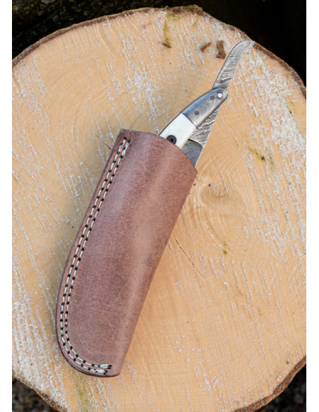 Rasoir en acier damas avec étui en...