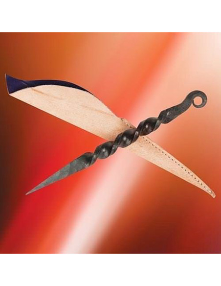 Dague médiévale en spirale avec...