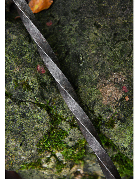 Lampe à huile Osbert en fer forgé...