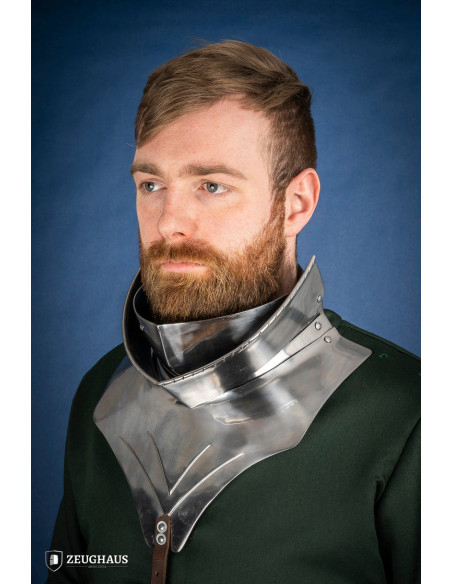 Gorgerin médiéval articulé en acier...