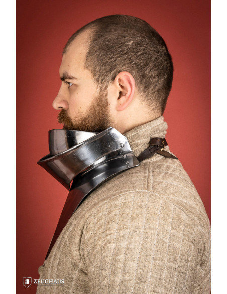 Gorgerin médiéval articulé en acier...