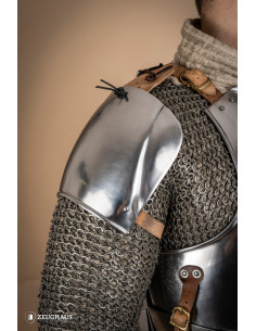 Épaulières de combat médiévales, acier poli 2,5 mm.