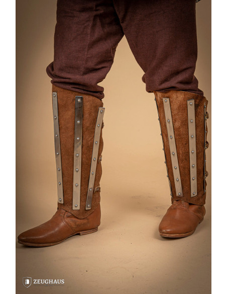 Grèves médiévales en acier et croûte...