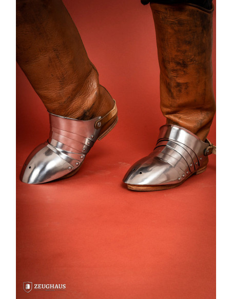 Escarpins segmentés médiévaux en...