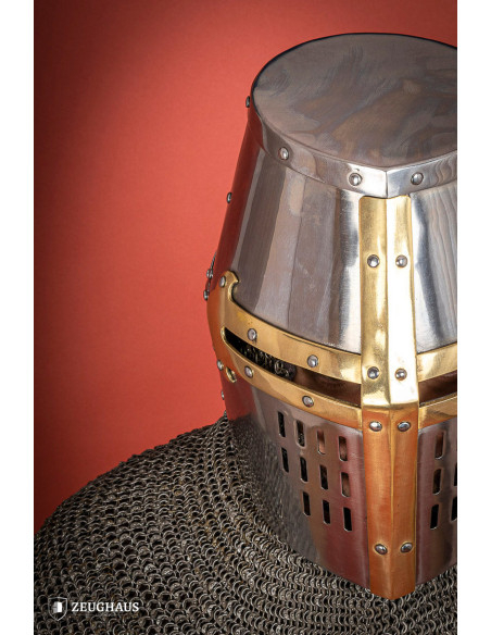 Grand Heaume des Croisés, croix en... Grand Heaume des Croisés, croix en...