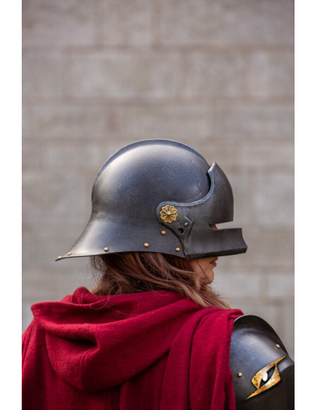 Casque de mercenaire médiéval Sallet... Casque de mercenaire médiéval Sallet...