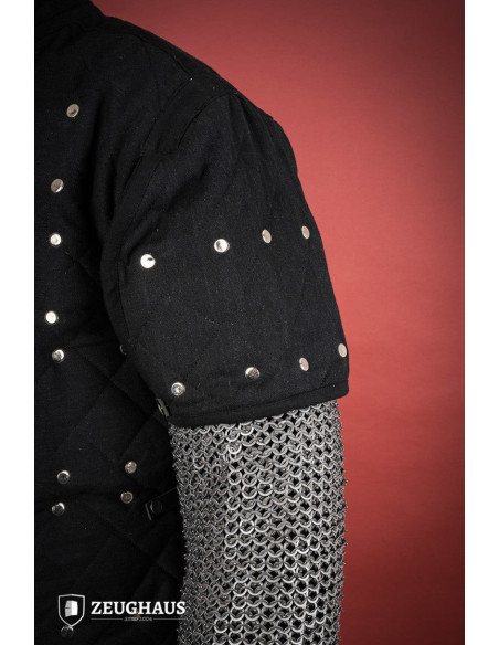 Brigantin médiéval en acier doux,...