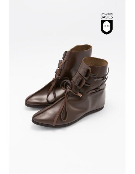 Bottes hautes médiévales avec...