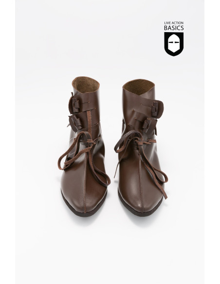 Bottes hautes médiévales avec...