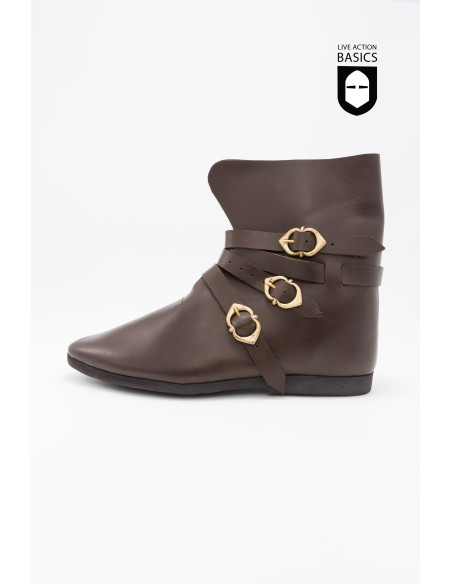 Bottes hautes médiévales avec...